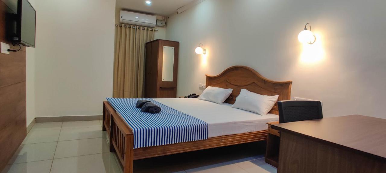 Arackal Inn Kottayam Exteriör bild